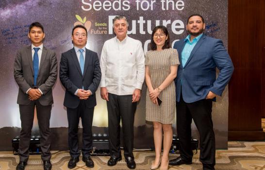 Huawei presenta jóvenes ganadores del programa semillas para el futuro 2019 