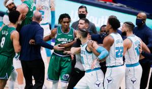 NBA multa a 3 jugadores por gresca en partido Mavs-Hornets