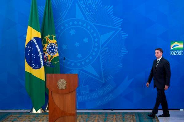 Bolsonaro nombra al nuevo jefe de la policía tras ser acusado de injerencia