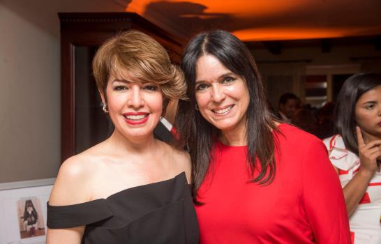 Una colección que representa a la mujer turca del siglo XIX