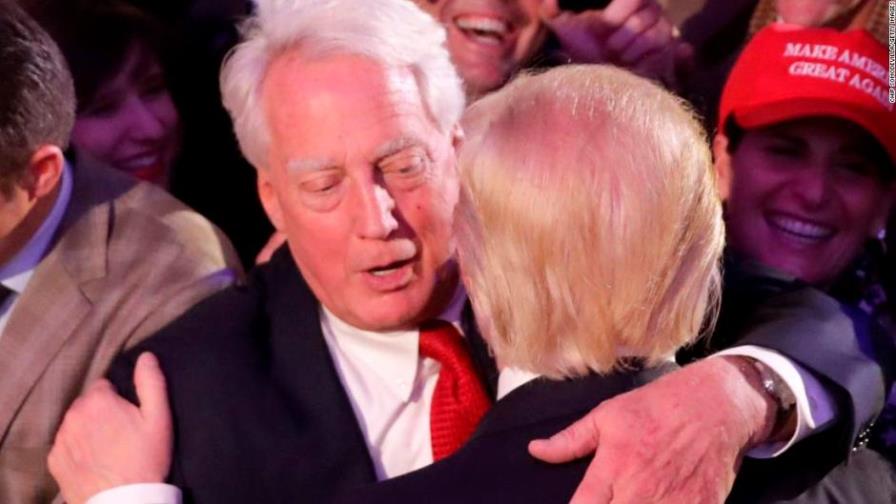 Hermano de Donald Trump hospitalizado en Nueva York