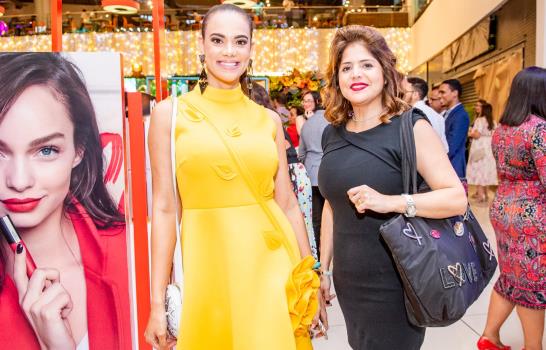 Noviembre es el Mes de la Belleza Carol