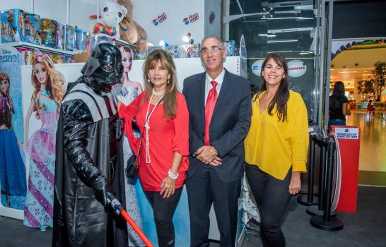 Milex auspicia feria de juguetes