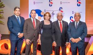 Asociaci&oacute;n Cibao de Ahorros y Pr&eacute;stamos brinda por la Navidad 