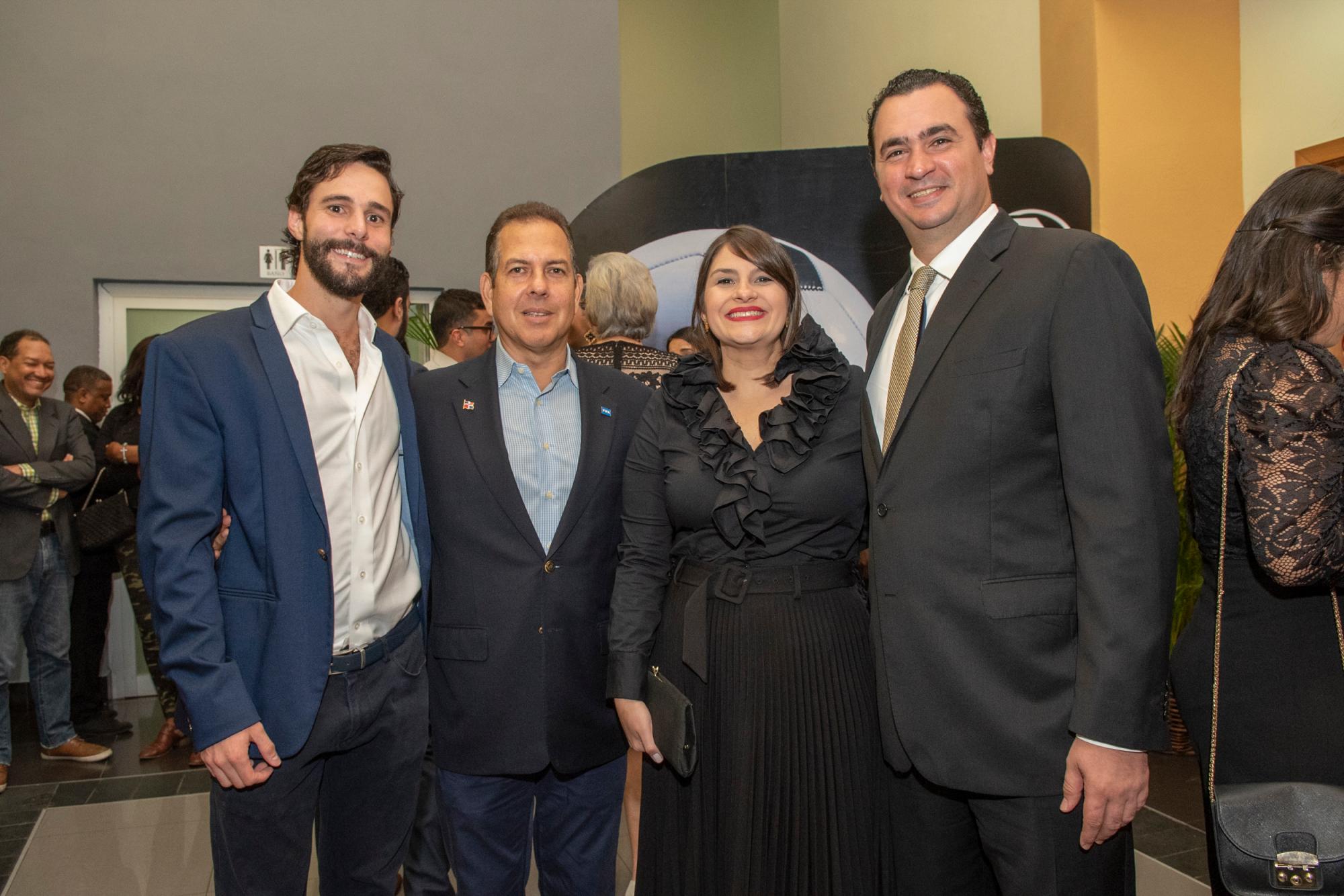 José Luis Prida, Francisco Bordas, Estephania Casanova y Alfredo Badui.