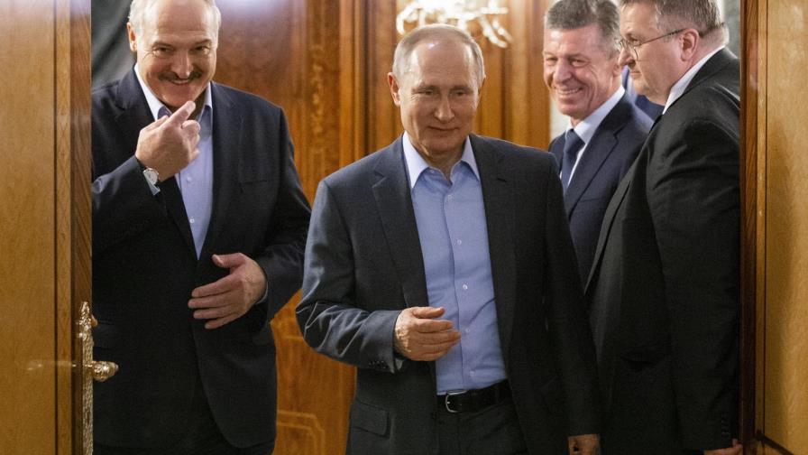 Presidente: obligan a de Bielorrusia a integrarse con Rusia