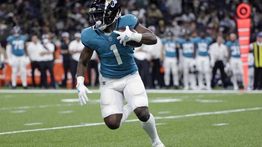 Jaguars pierden al corredor novato Etienne para la temporada