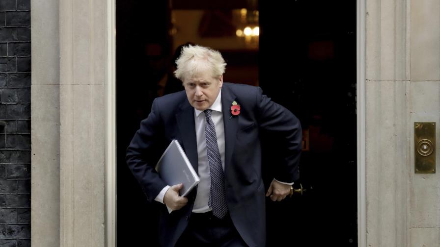 Boris Johnson se aísla tras estar en contacto con enfermo