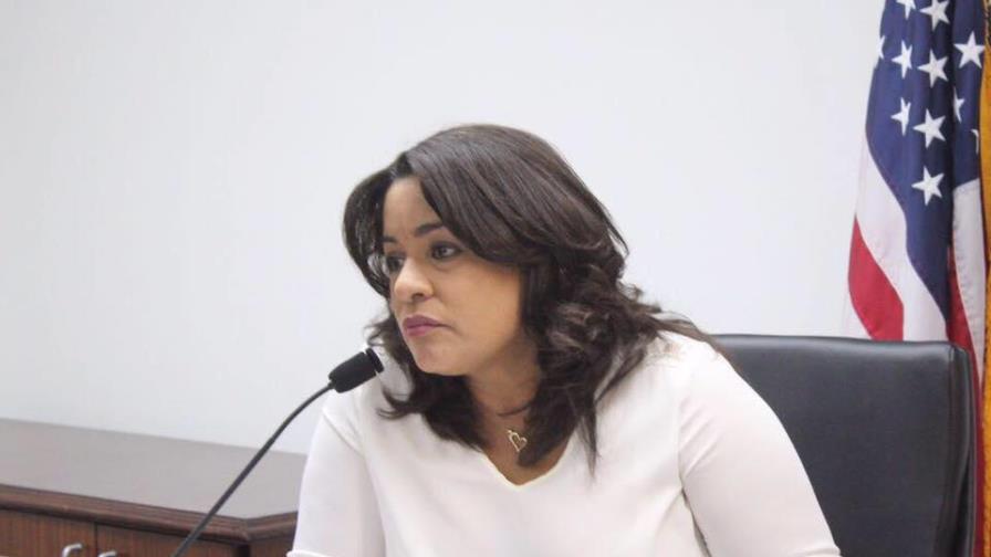 Sentencian a ocho años de prisión a exlegisladora puertorriqueña Charbonier por corrupción