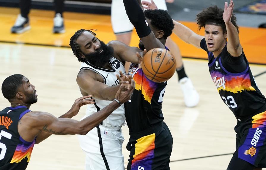 VIDEO | Los Nets remontan para vencer a los Suns, con 38 puntos de James Harden 