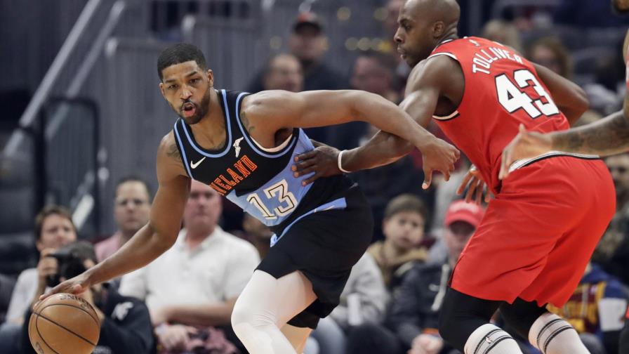 Cavs rompen racha de 6 derrotas, vencen 110-104 a Portland Cavs rompen racha de 6 derrotas, vencen 110-104 a Portland