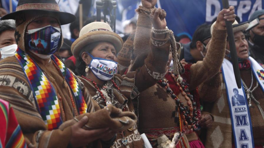 Cierran campañas en Bolivia, la gente se aprovisiona