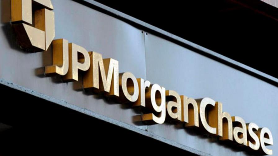 JPMorgan nombra directoras de su banca de consumo a dos veteranas ejecutivas JPMorgan nombra directoras de su banca de consumo a dos veteranas ejecutivas