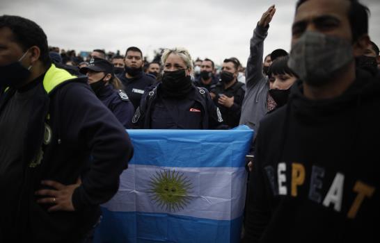 Argentina: aumento salarial para silenciar reclamo policial