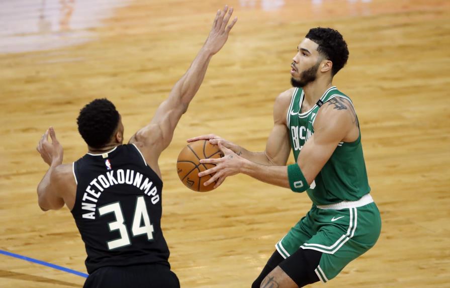 Celtics cortan buena racha de Bucks