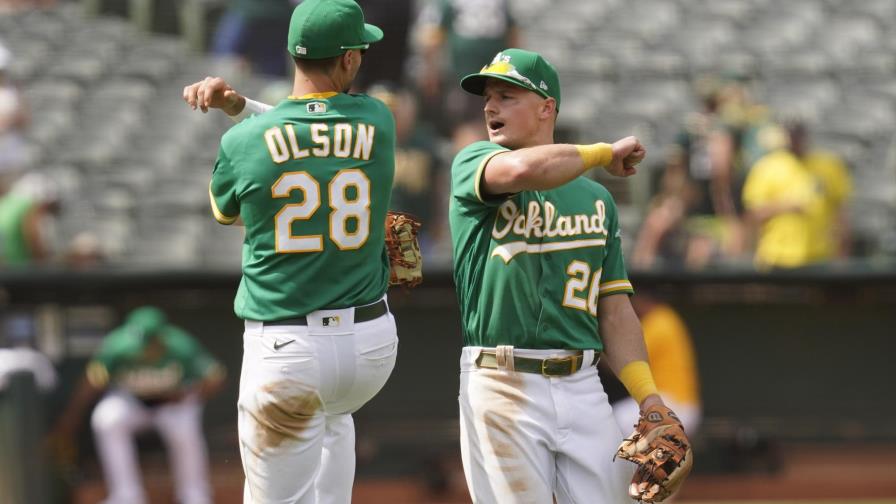 Laureano regresa con jonrón en la victoria de Atléticos sobre Angelinos