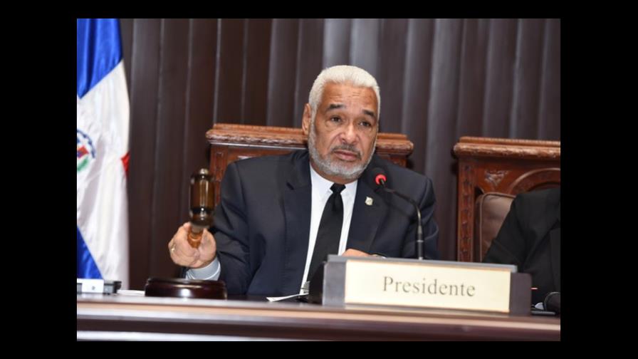 Cámara de Diputados convoca a sesión en medio de rumores 