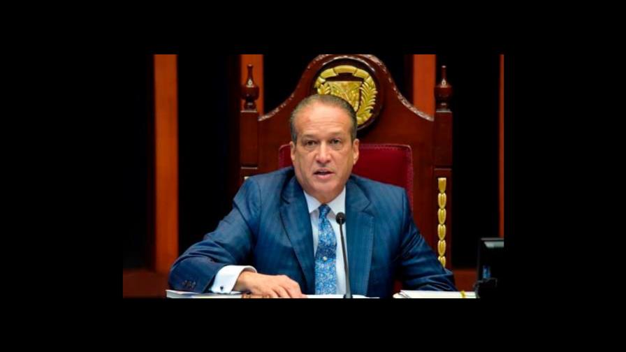 Reinaldo dice comité central lo elegirá porque nunca se ha visto “en ningún escándalo”