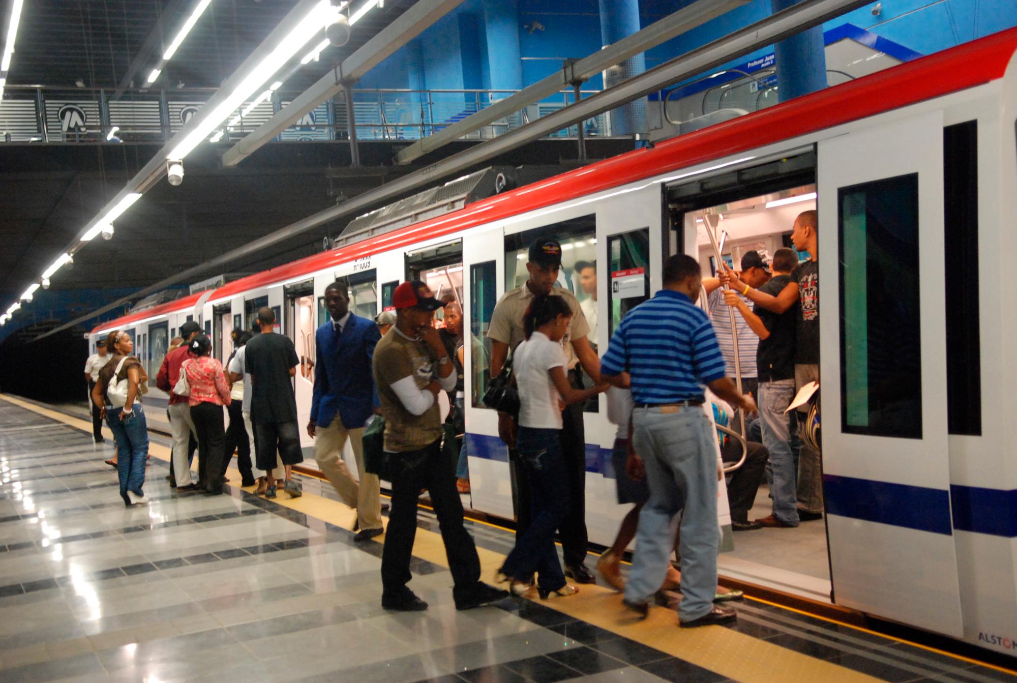 El objetivo del préstamo sería “apoyar las estrategias de movilidad urbana del gobierno y responder a la urgente necesidad de aumentar la capacidad del metro”.
