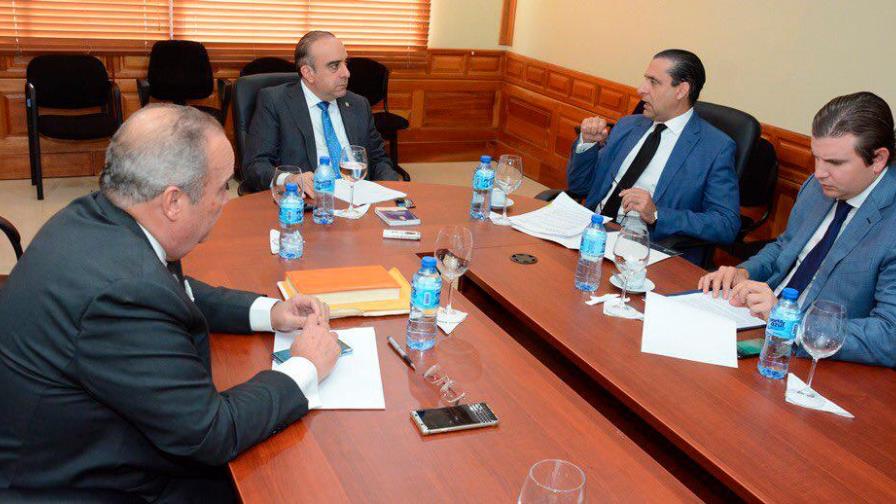 Asonahores y Finjus piden sacar locales comerciales de ley de alquileres Asonahores y Finjus piden sacar locales comerciales de ley de alquileres