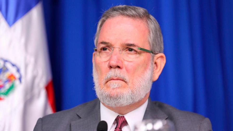 Vocero del Gobierno asegura “PLD va en coche” frente a alianza del PRM y Fuerza del Pueblo