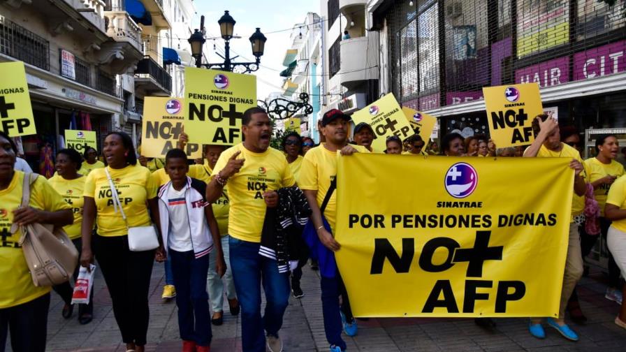 Sinatrae califica a las AFP como enemigas de los trabajadores Sinatrae califica a las AFP como enemigas de los trabajadores
