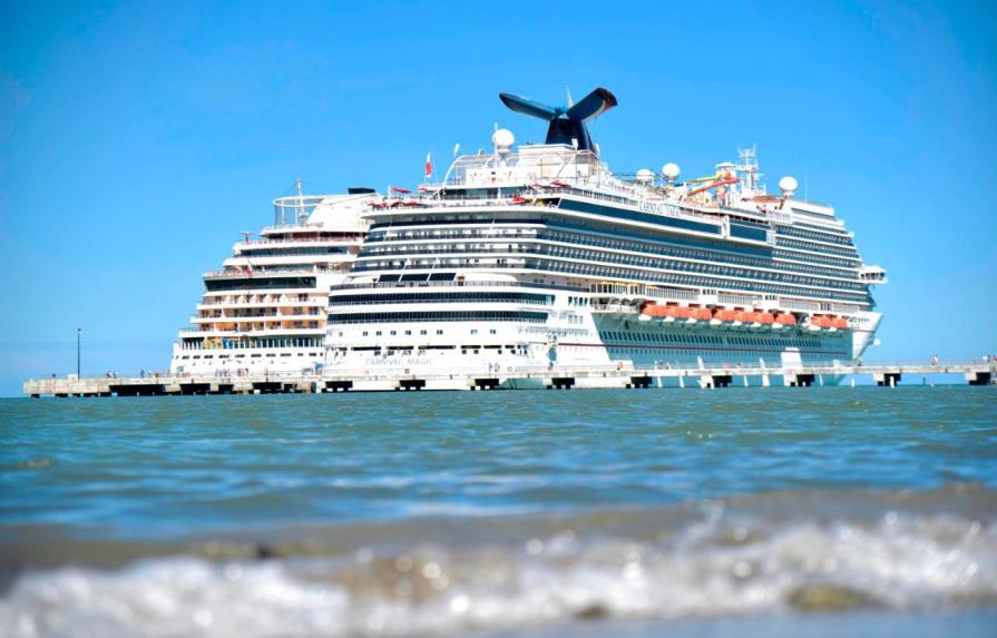 Miles de cruceristas arribaron el Año Nuevo a Maimón, Puerto Plata
Turismo sigue en auge en la Novia del Atlántico