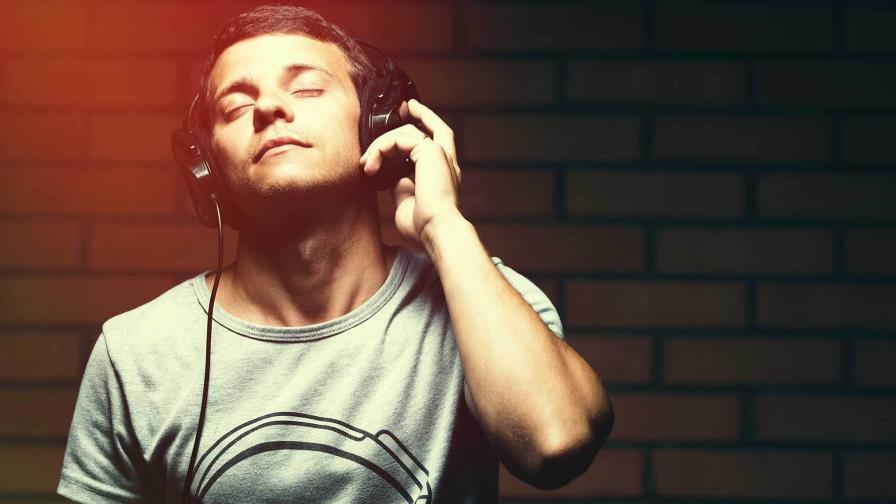 ¡Solo no estás! El poderoso mensaje de varios cantantes en medio de la pandemia 