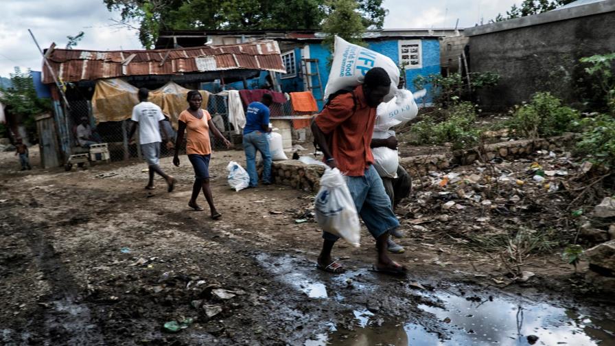 Las víctimas del cólera en Haití “condenan” a la ONU diez años después