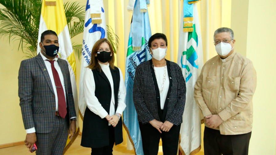 Dan inicio al “Diplomado en Atención Integral a la Primera Infancia”