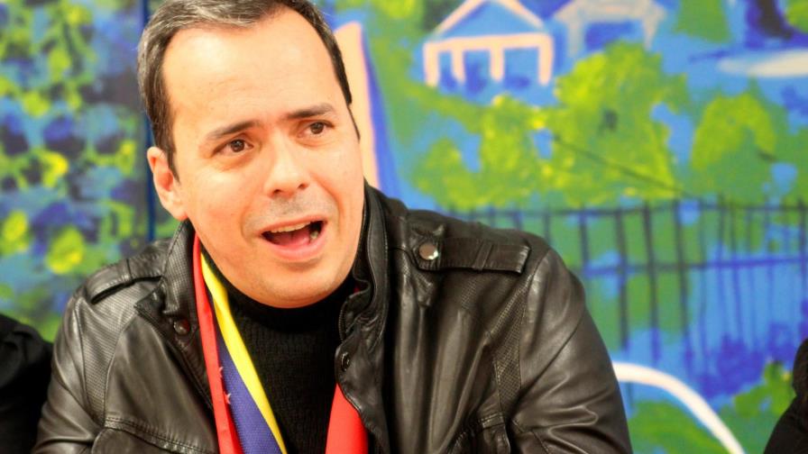 Renuncia de Rendón no despeja dudas en EEUU sobre operación