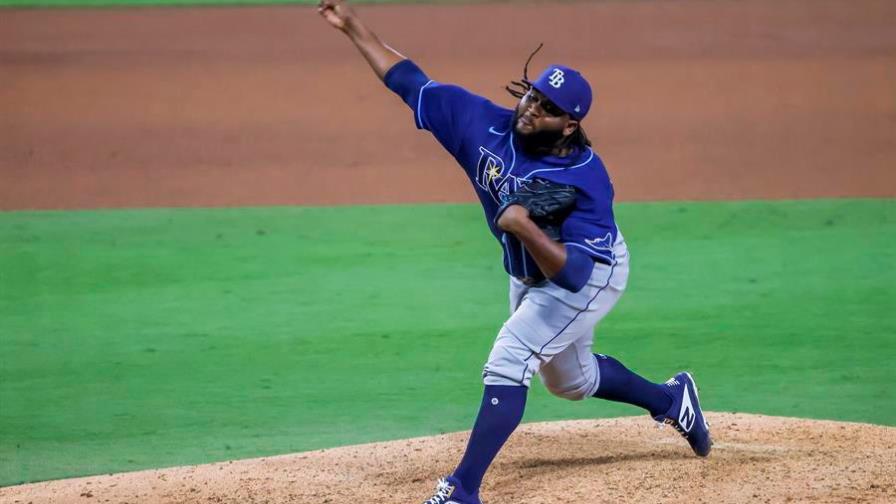 Castillo pone a Rays en Serie de Campeonato y se quedan los Yanquis