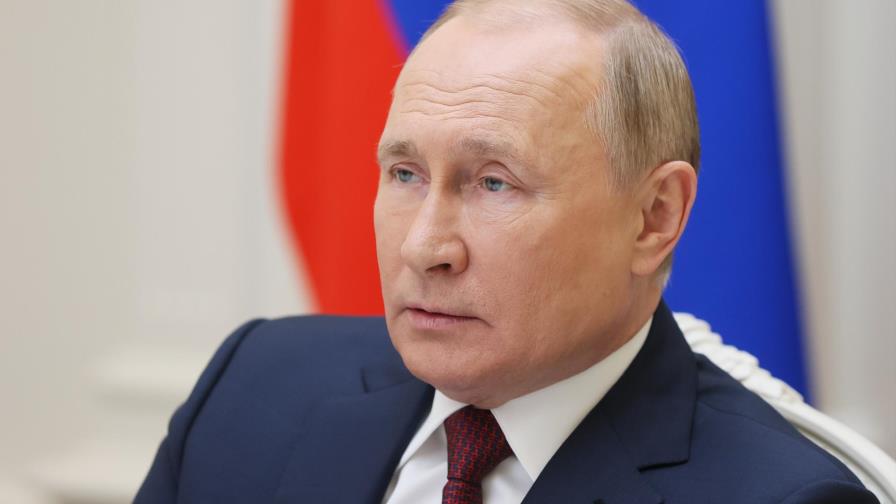 Putin exige cumplir normas tras fatal explosión en mina rusa