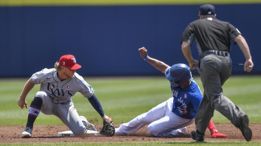 Meadows pega tres hits y Rays salen del bache ante Azulejos