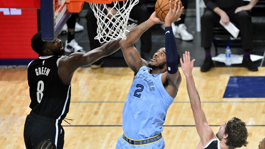 Brooks guía a Grizzlies a 1er triunfo en casa, ante Nets