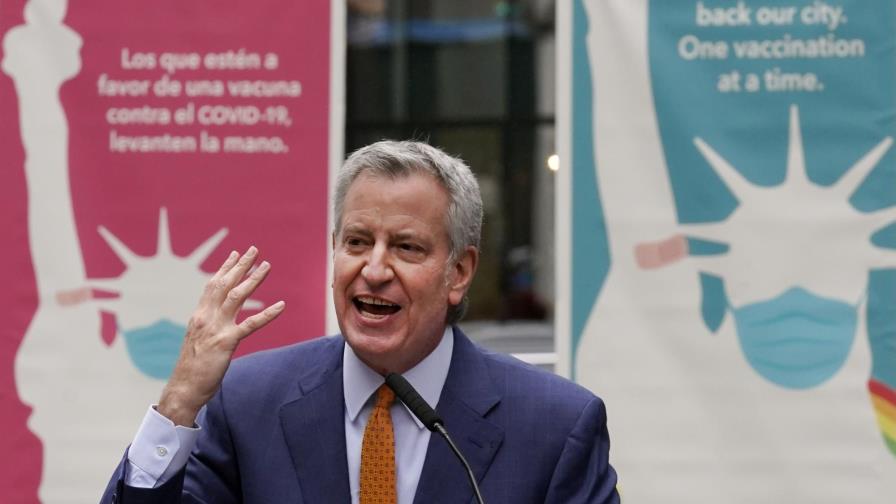 NY: Oficiales de prisión que no se vacunen serán suspendidos