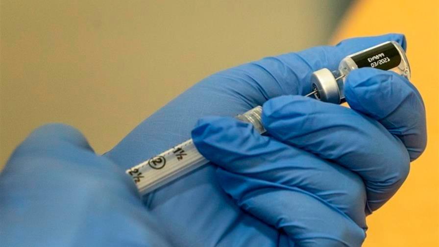 Farmacéuticas piden a población centroamericana confiar en vacunas anticovid