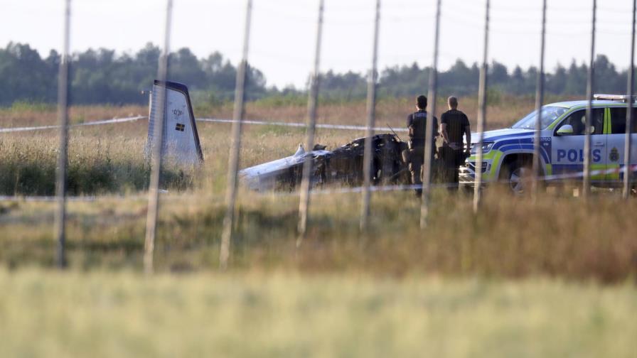 Nueve muertos al estrellarse avioneta en Suecia