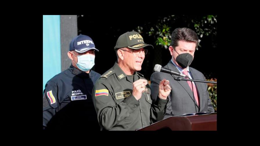 Colombia investiga viajes a varios países de jefe de seguridad haitiano
Colombia investiga viajes a varios países de jefe de seguridad haitiano