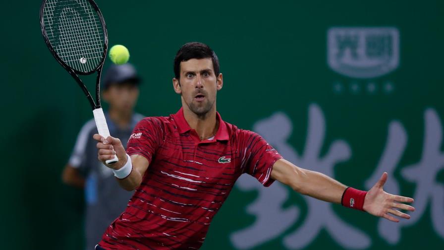 Novak Djokovic pasa a cuartos de Shanghái tras vencer al estadounidense John Isner