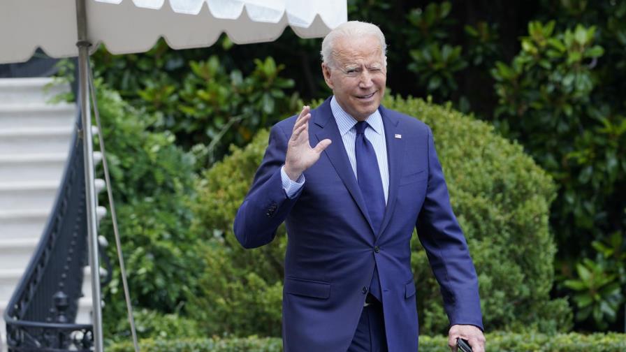 Biden enfrenta pandemia de los no vacunados