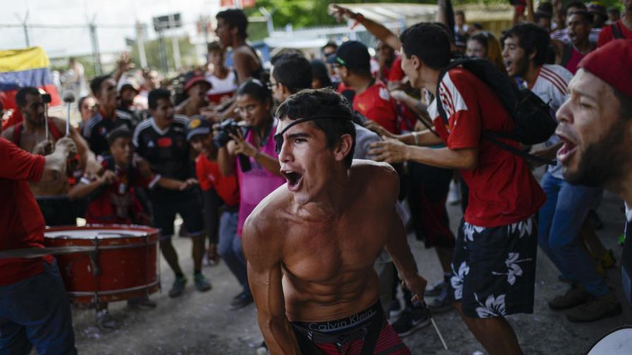 La pasión de la barra del Caracas FC sobrevive a la crisis