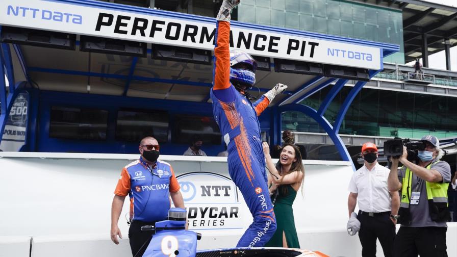 Dixon se lleva la pole para el Indy 500 por milésimas