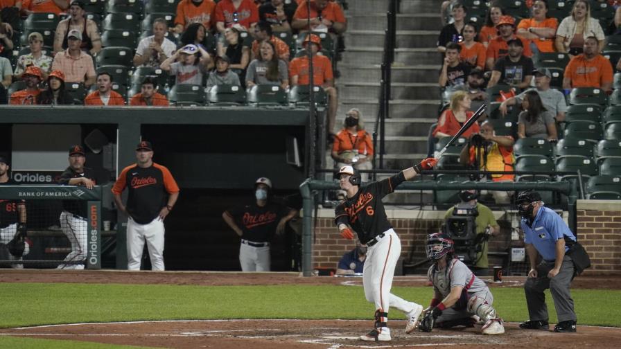 Mountcastle aporta jonrón y Orioles siguen ganando en junio