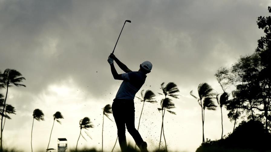 Vientos dificultan abierto de golf Sony en Hawai
