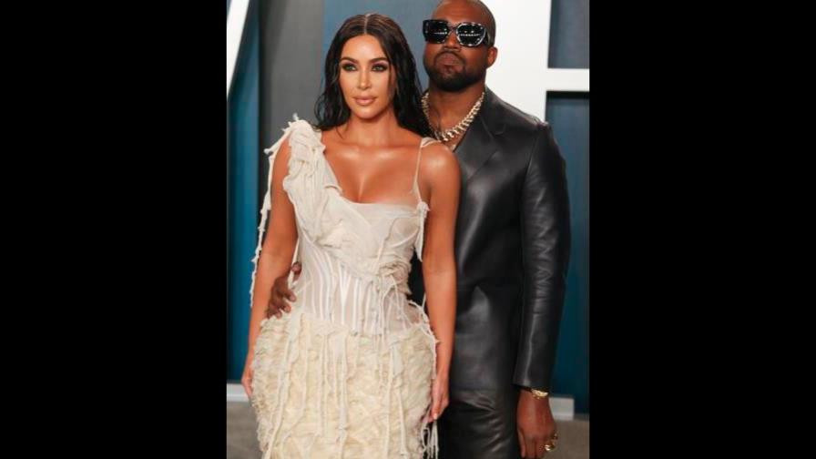 Kanye West asegura que está intentando divorciarse de Kim Kardashian