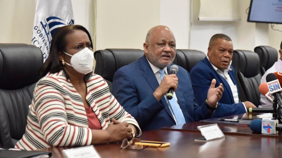 El Ministerio de Educación convoca a concurso de oposición a unos 15 mil maestros