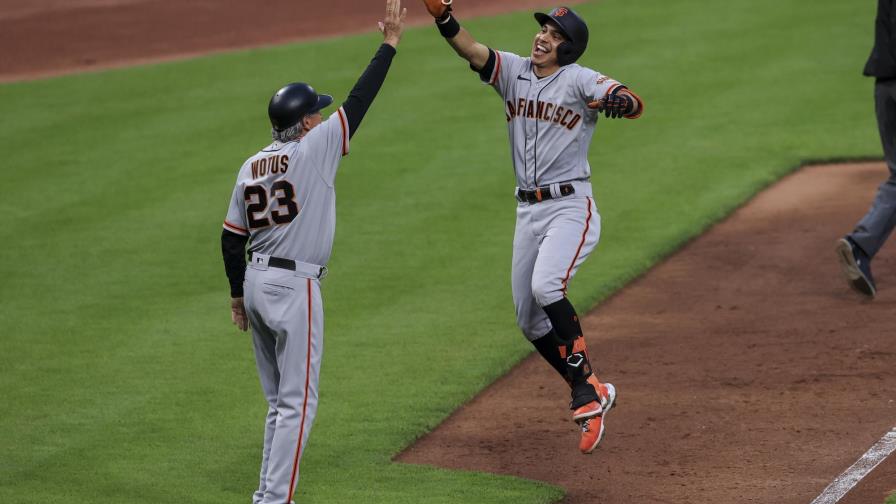 Webb domina y Gigantes derrotan 6-3 a los Rojos