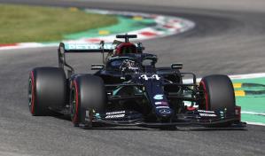  Lewis Hamilton gana la pole para GP de Italia