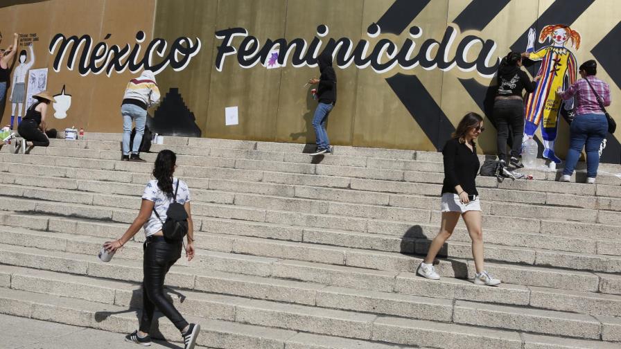 México: Mujeres usan el arte para protestar contra violencia